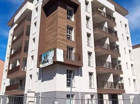 Quadrilocale con doppi servizi e box — foto 1